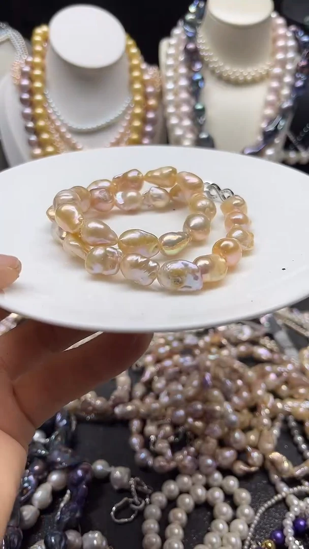 颈饰未镶嵌淡水珍珠多人