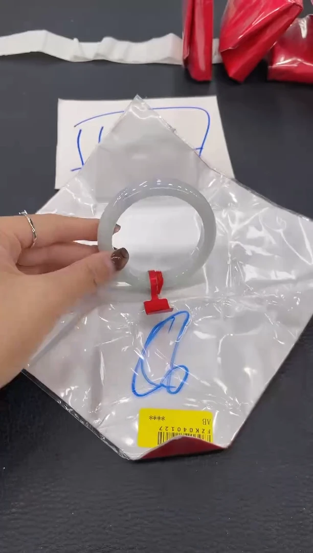 【闪购商品】翡翠手镯未镶嵌手镯