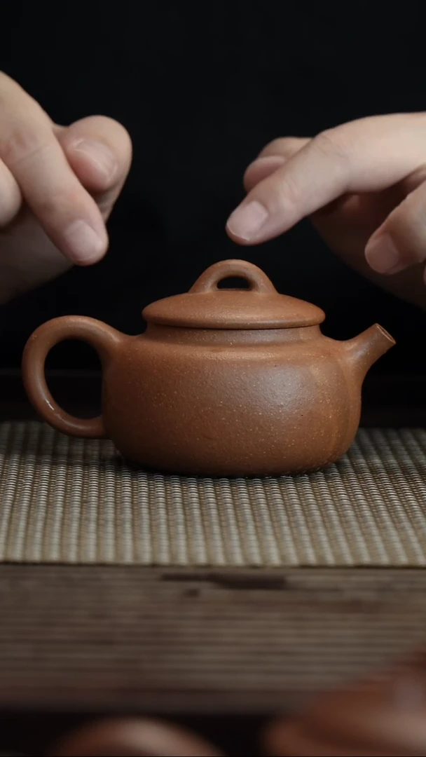 茶壶紫砂红降坡明鼓半手工150CC