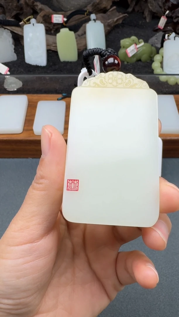 颈饰未镶嵌和田玉2