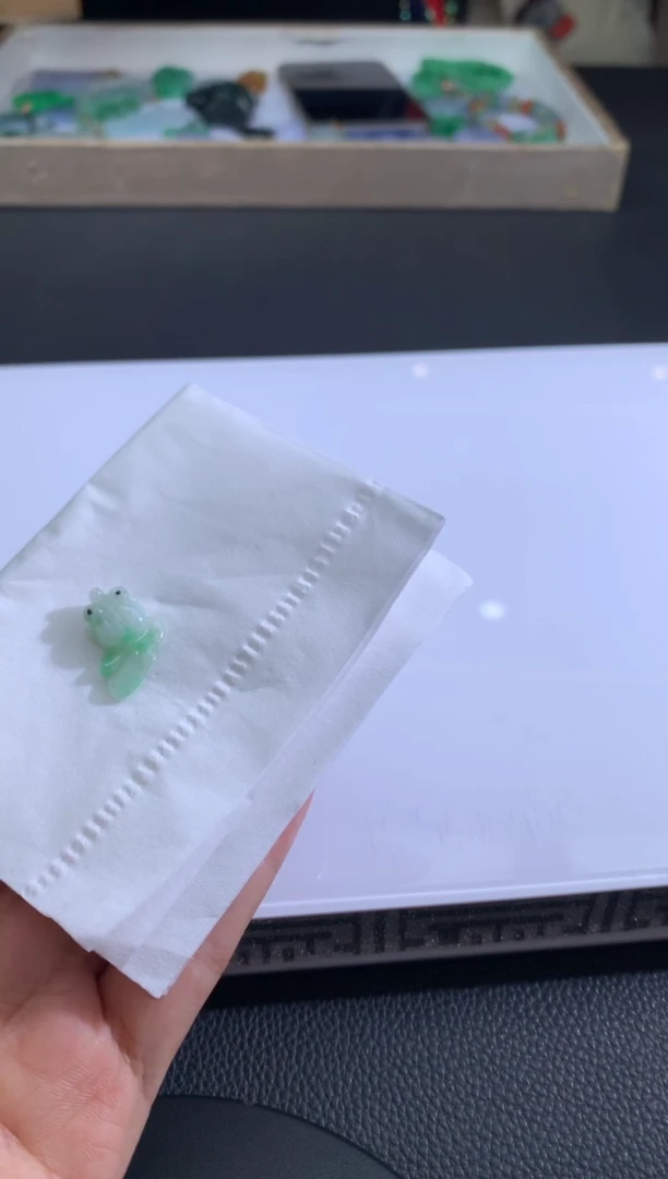 【闪购商品】定制翡翠未镶嵌翡翠