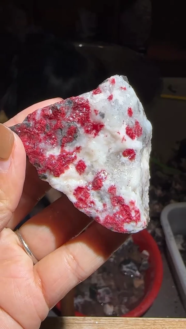 天然辰砂朱砂毛料4