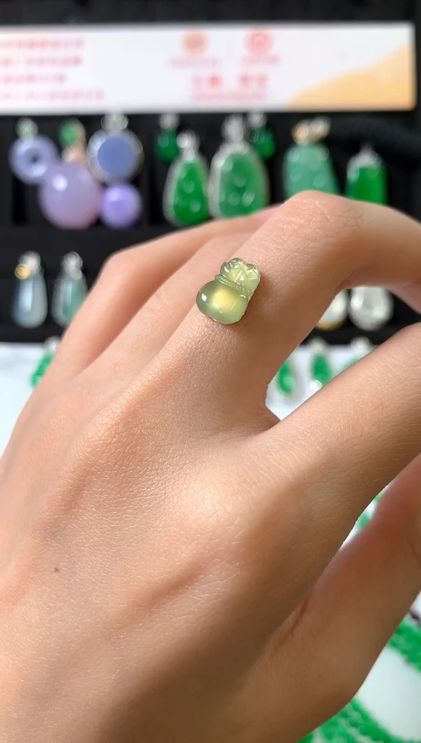 未镶嵌定制翡翠裸石（镶嵌定制）