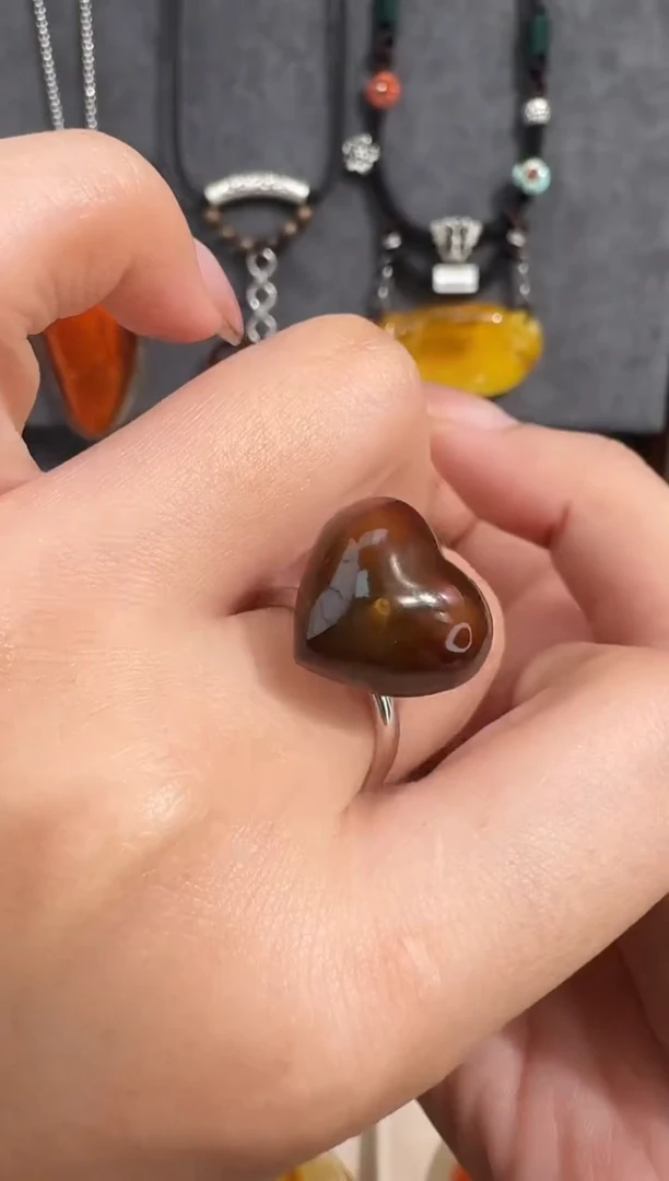 裸石琥珀未镶嵌琥珀