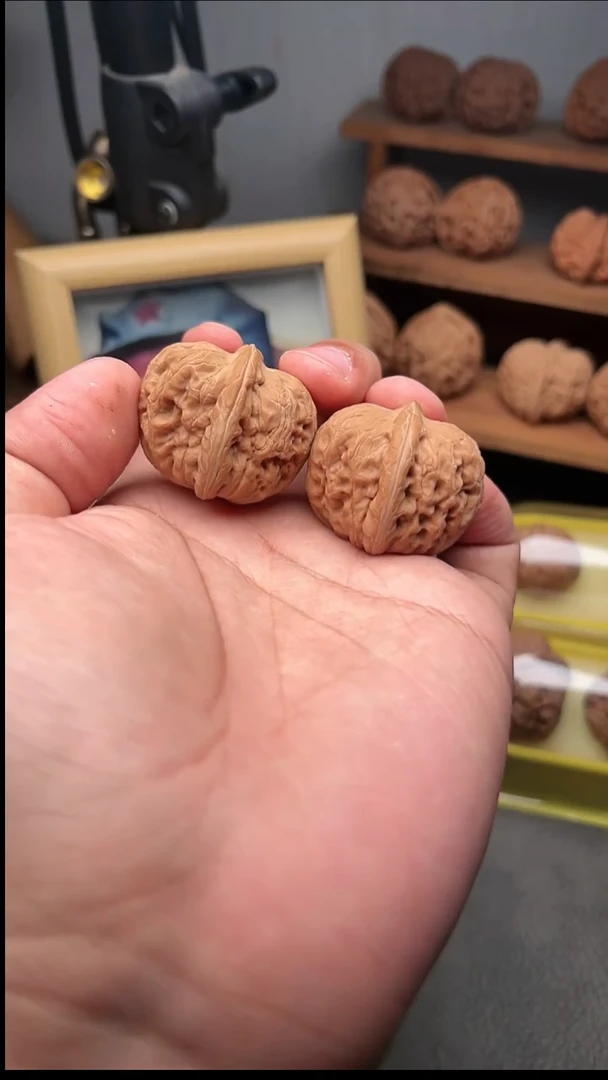 吊坠文玩核桃元宝37