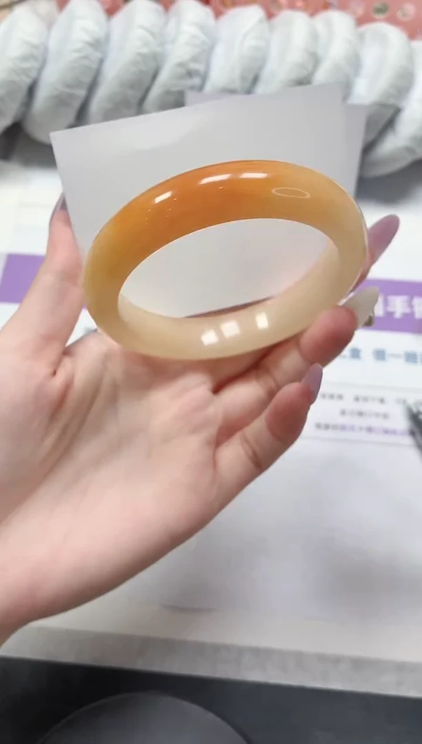 石英质玉手镯未镶嵌298-黄龙59.4