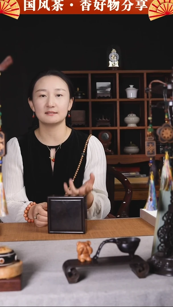 MX032-1紫光檀正方推拉盒