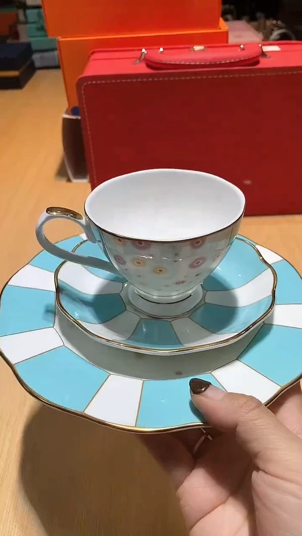 【闪购商品】瓷片锅碗瓢盆一件不剩