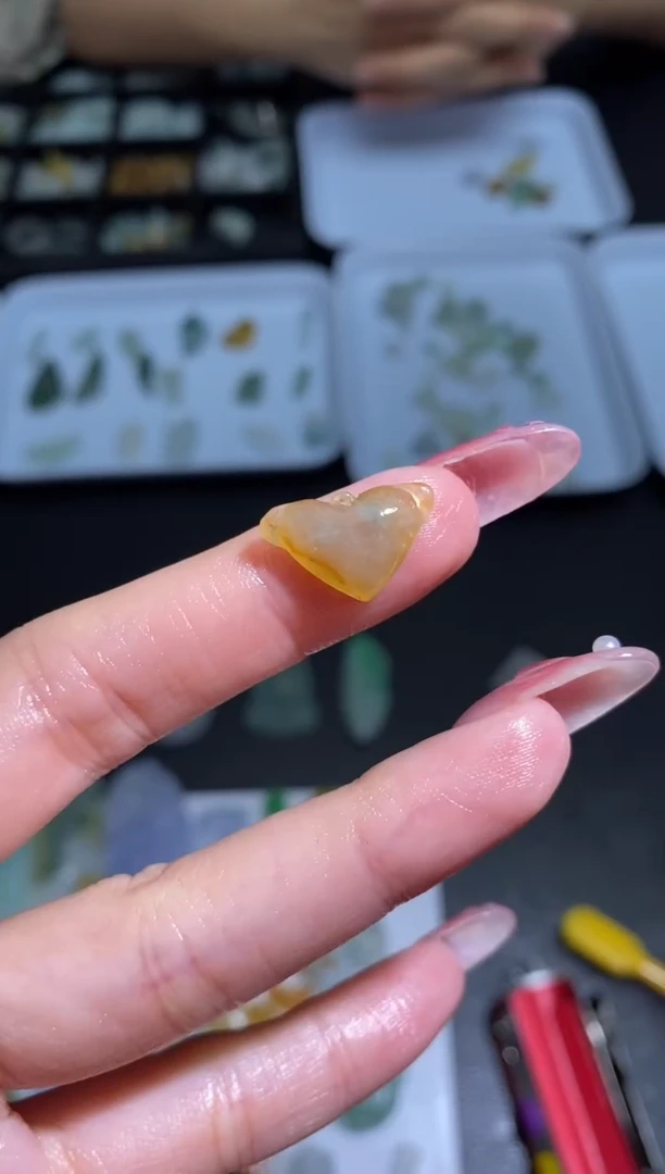 未镶嵌定制翡翠翡翠毛货~