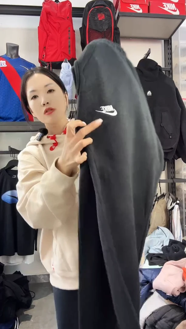 447·编码 瑕疵款直播间过款为准 尺码·180 XL