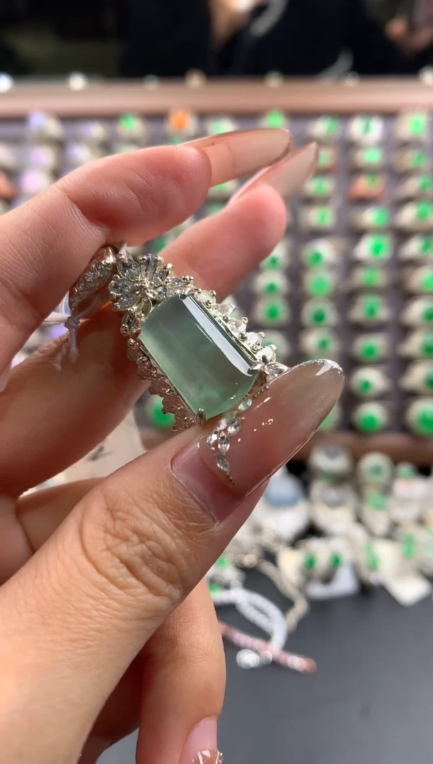 未镶嵌定制翡翠天然缅甸A货翡翠福利款 12.21