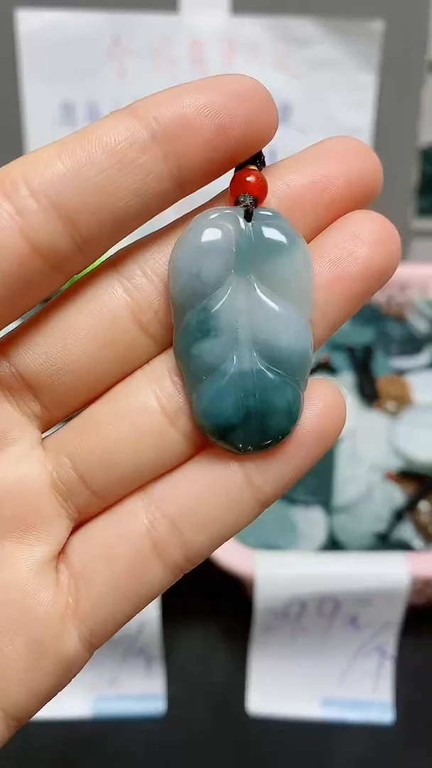 【闪购商品】翡翠颈饰未镶嵌天然翡翠A货