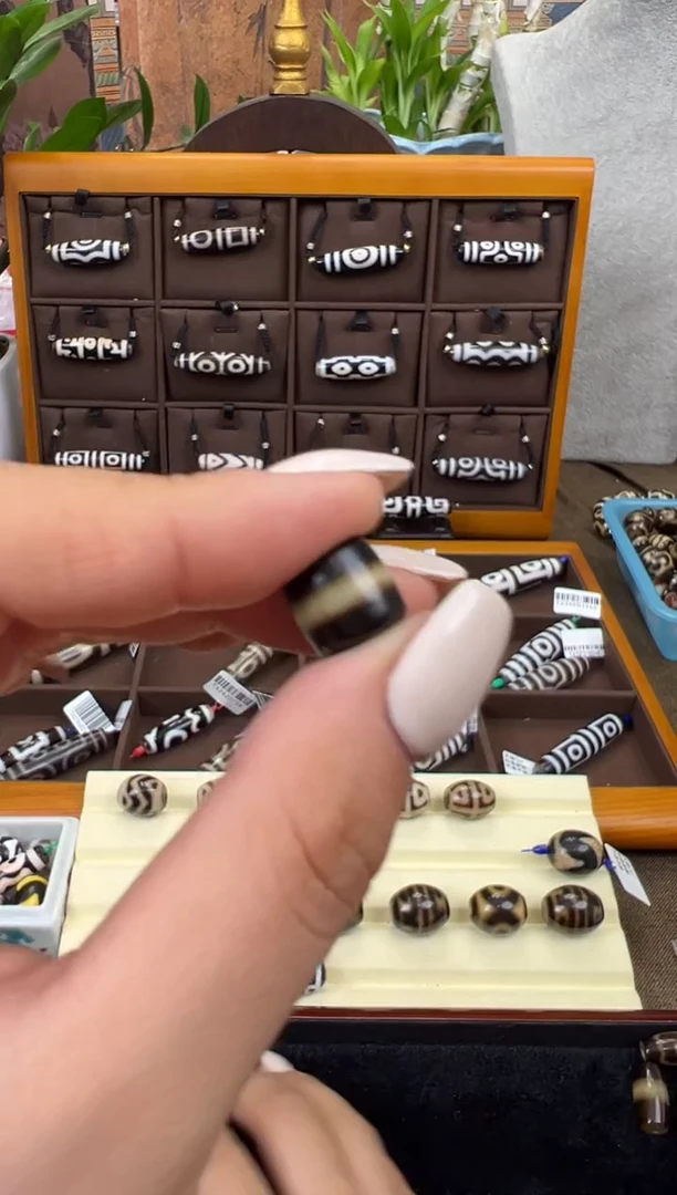 【闪购商品】玛瑙/玉髓吊坠(不含链)未镶嵌97.微瑕