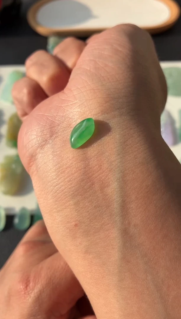 未镶嵌定制翡翠翡翠