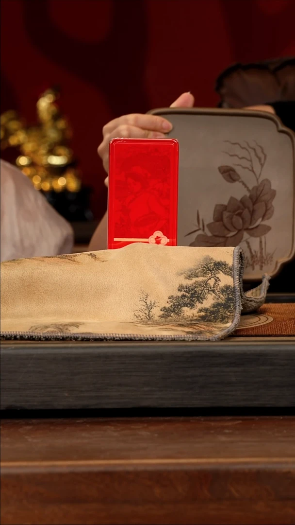 宜兴紫砂JLQ 团团紫砂谢礼3