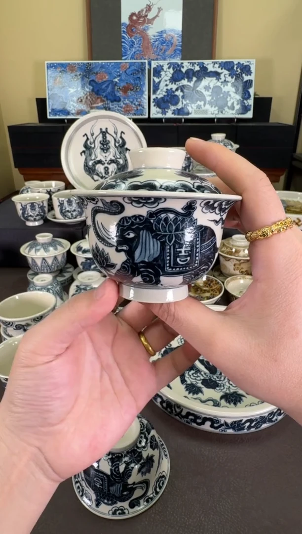 【闪购商品】二号釉大象纹盖碗