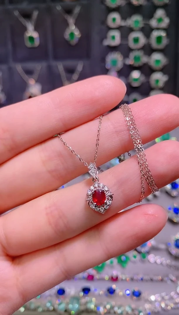 18K金镶嵌18K金锁骨链红宝石.