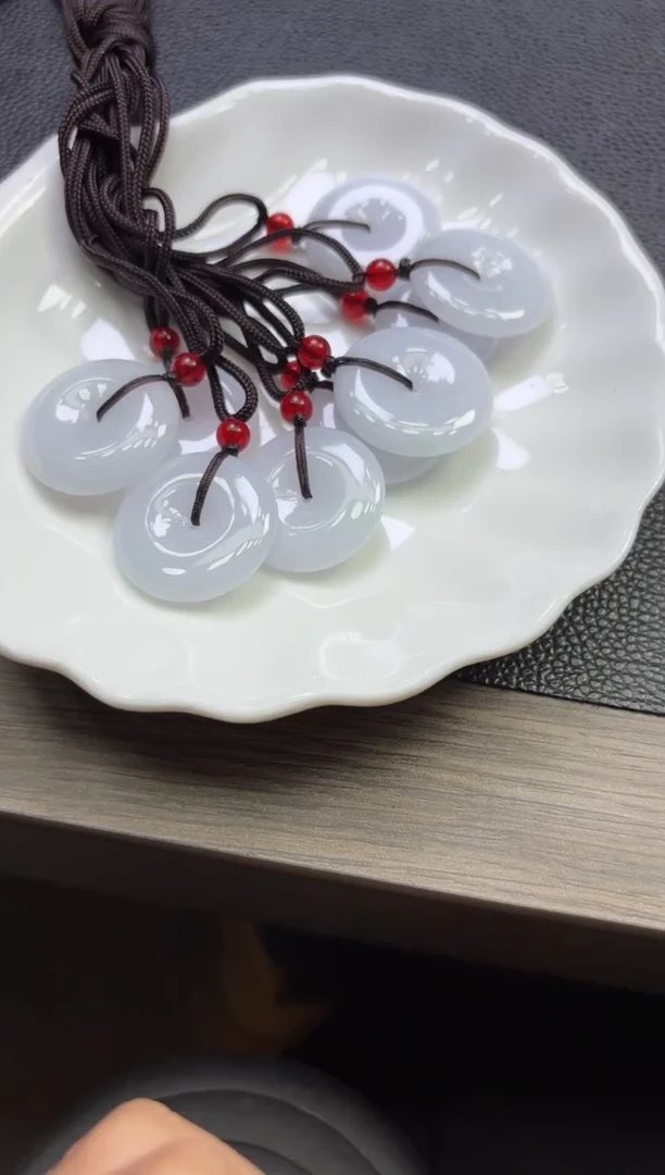 未镶嵌挂件翡翠多样性发一件R703186
