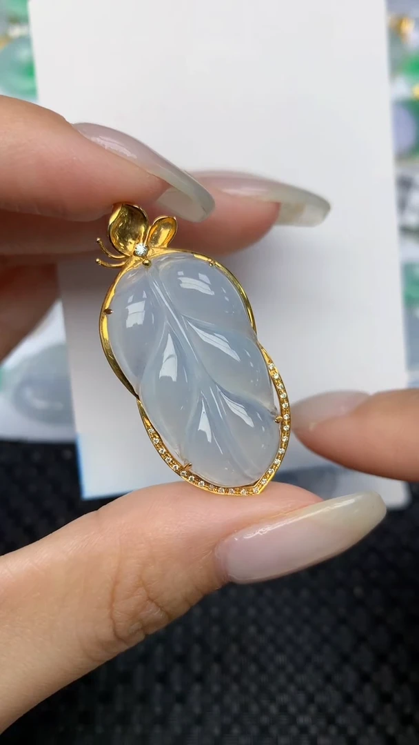 翡翠18K金镶嵌颈饰天然缅甸翡翠a货百元以上9元证书费自理