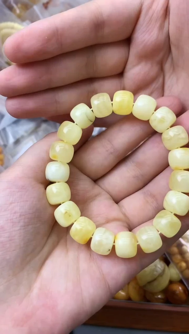 未镶嵌琥珀珠宝奇石62