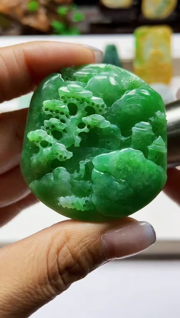 颈饰未镶嵌翡翠翡翠A货