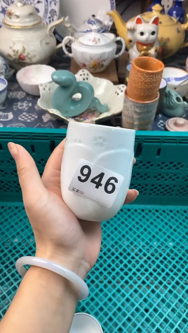 瓷片小**?[○･｀Д´･ ○][○･｀Д´･ ○]