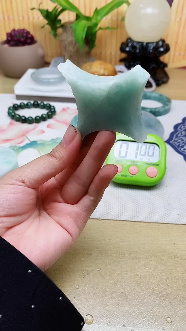 翡翠未镶嵌颈饰翡翠231