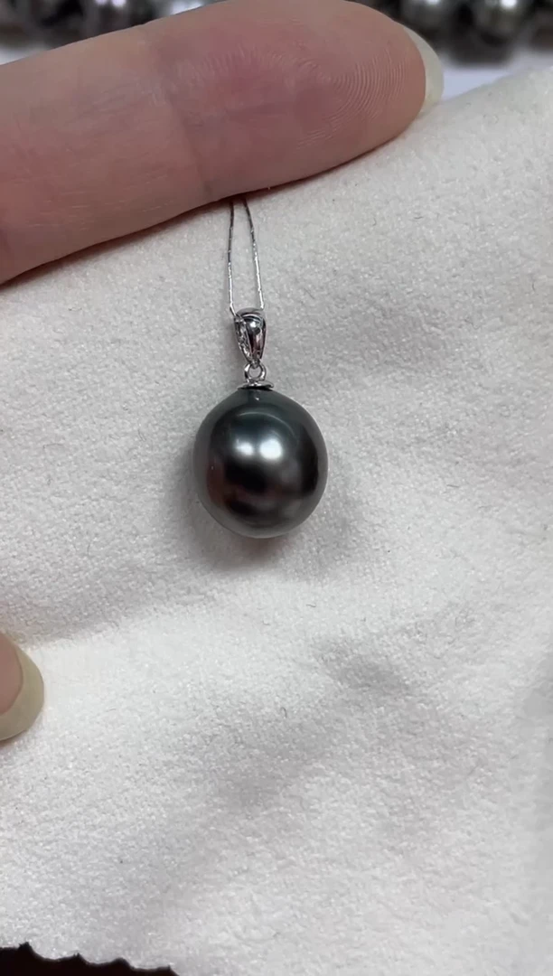 18K金镶嵌吊坠(不含链)海水珍珠12.1mm