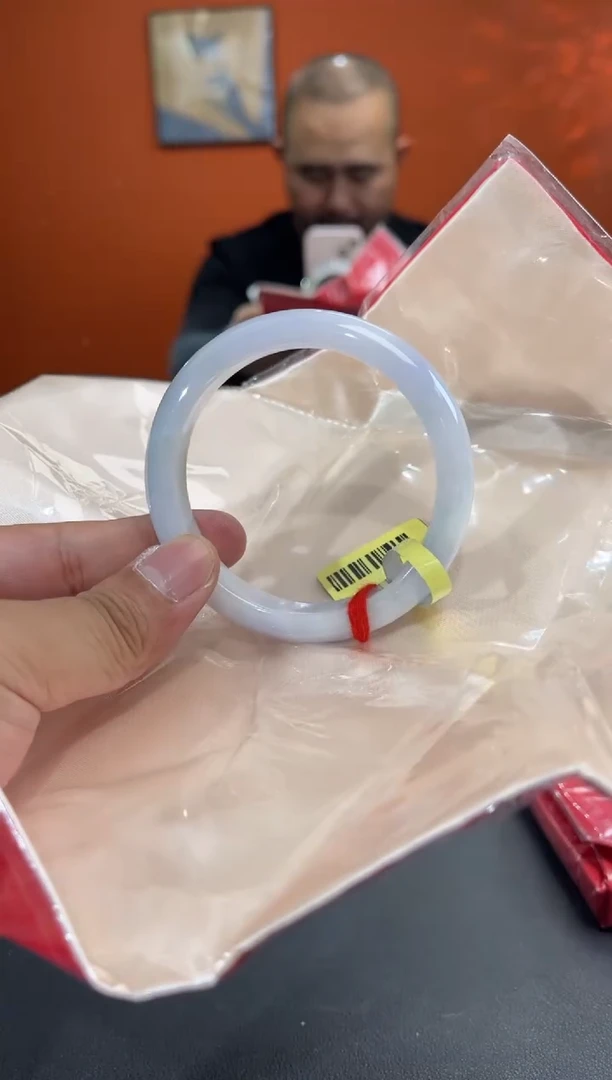 未镶嵌手镯翡翠15