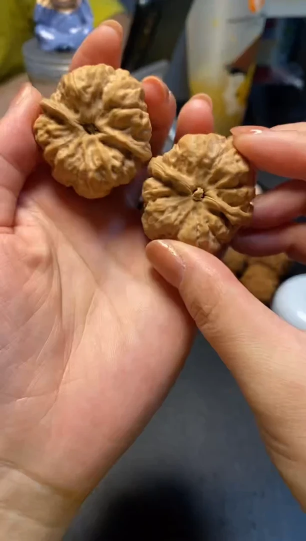 【闪购商品】文玩核桃把件5号蛤蟆头38尺