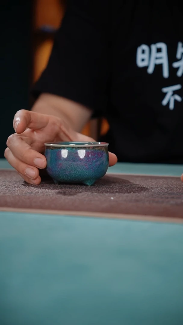 39-1三足炉式杯（王建勋）