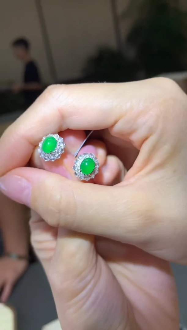 18K金镶嵌翡翠耳饰|不退不换