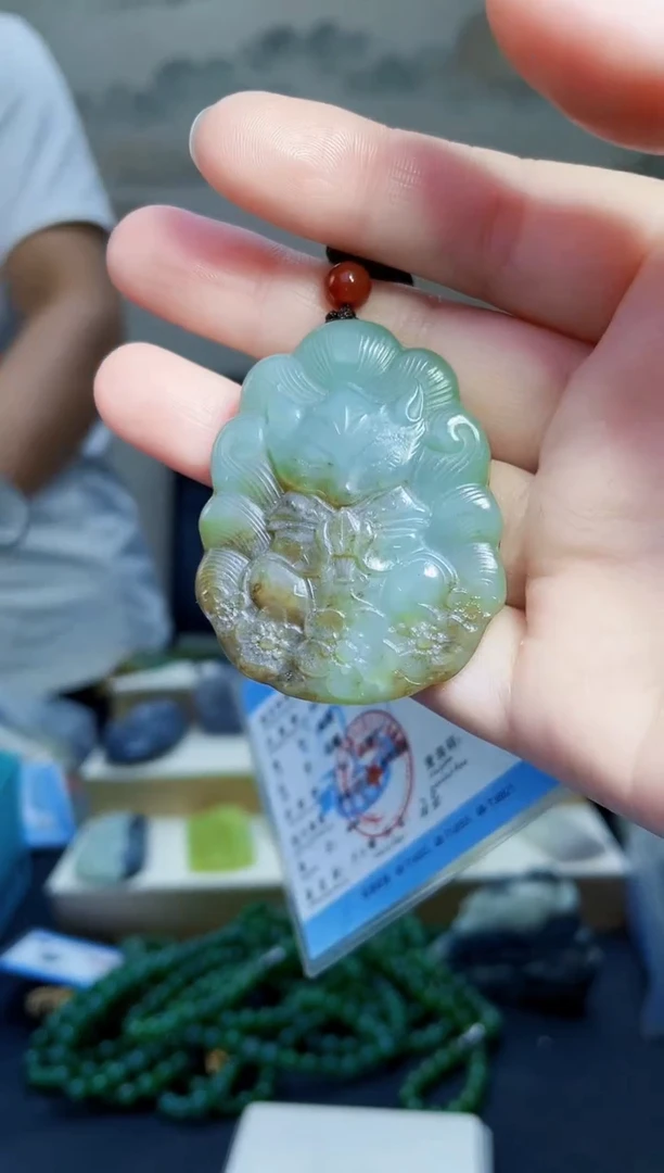 和田玉未镶嵌颈饰1