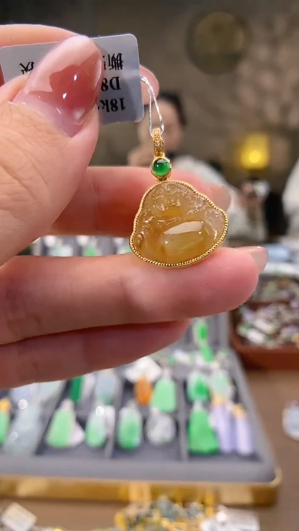 吊坠(不含链)18K金镶嵌翡翠佛公