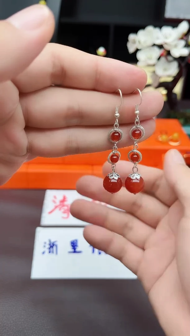 玛瑙/玉髓耳钉银S925镶嵌903000