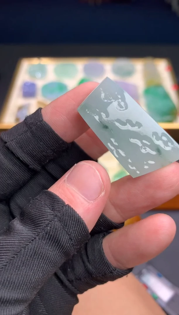 【闪购商品】定制翡翠未镶嵌