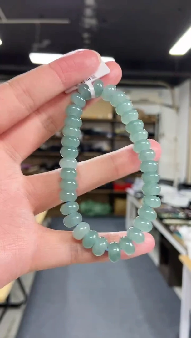 【闪购商品】翡翠手串未镶嵌多样性发其一颜色微差