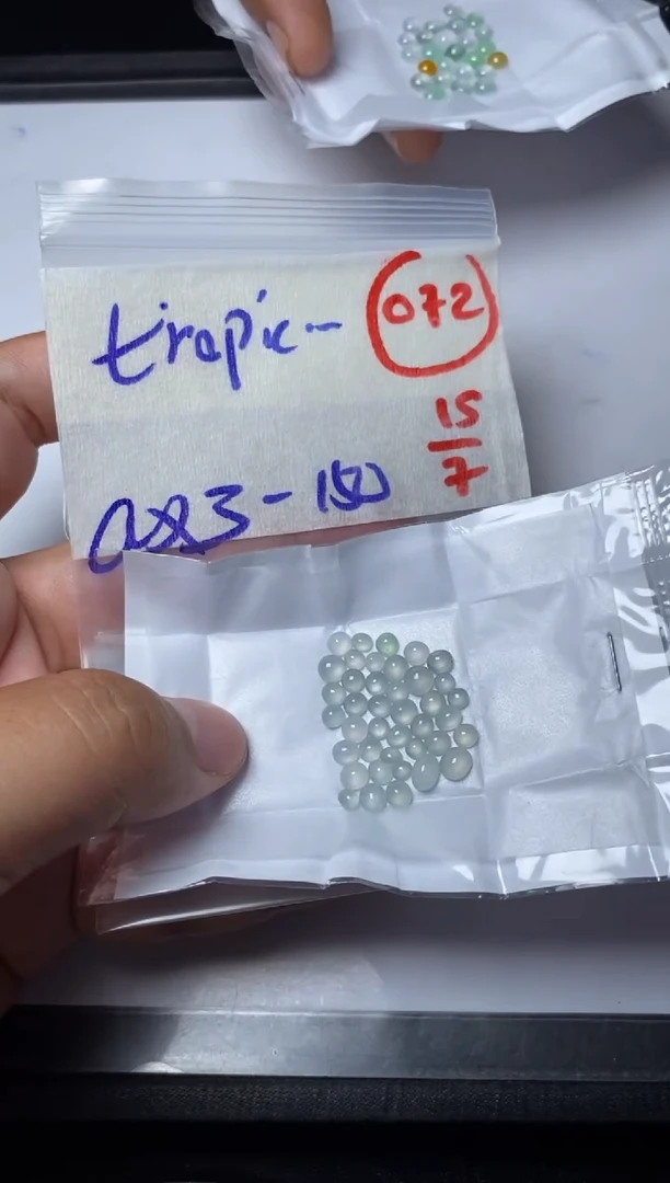 定制翡翠未镶嵌t****l缅甸天然翡翠A货72