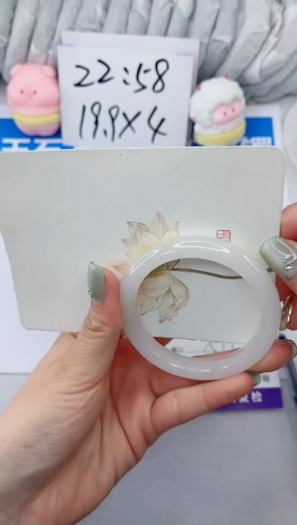 【闪购商品】石英质玉手镯合金195-51.2