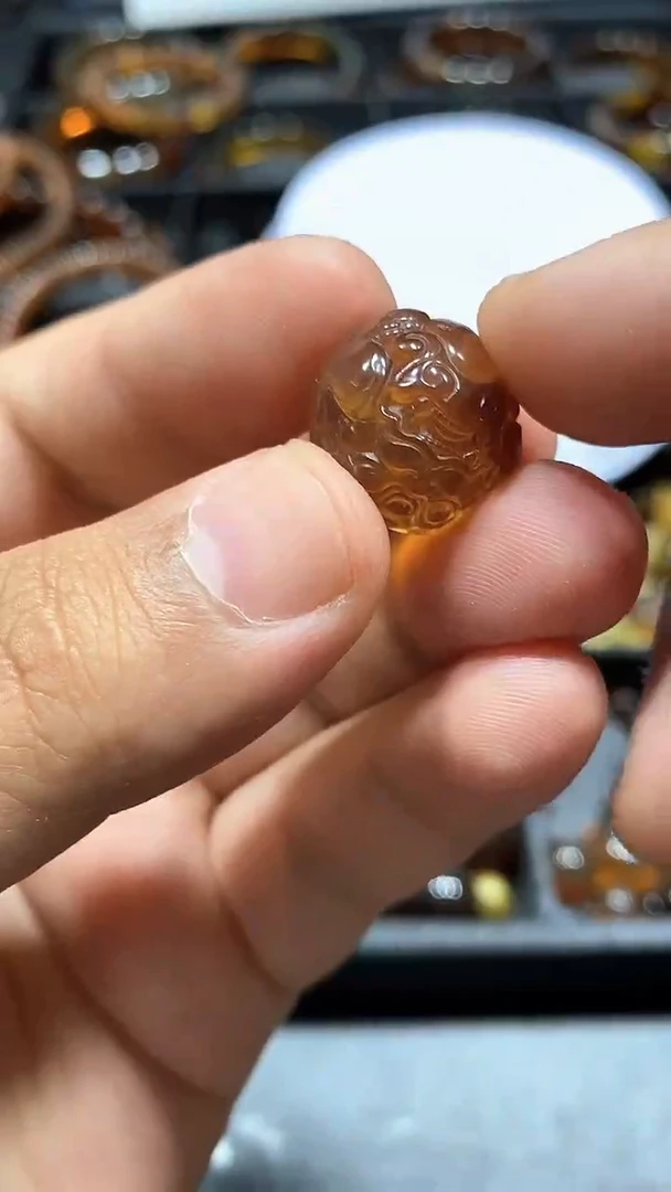 琥珀颈饰未镶嵌天然缅甸琥珀