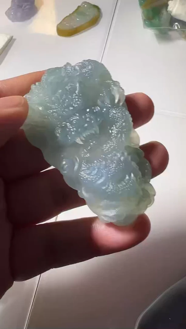未镶嵌定制翡翠龙牌