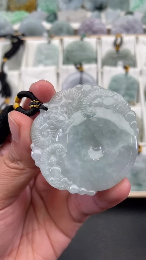 颈饰未镶嵌翡翠天然缅甸翡翠A货348