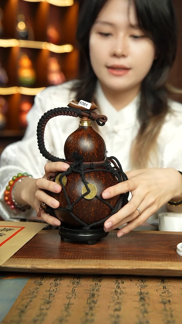 84号700ml左右非遗大漆酒葫芦