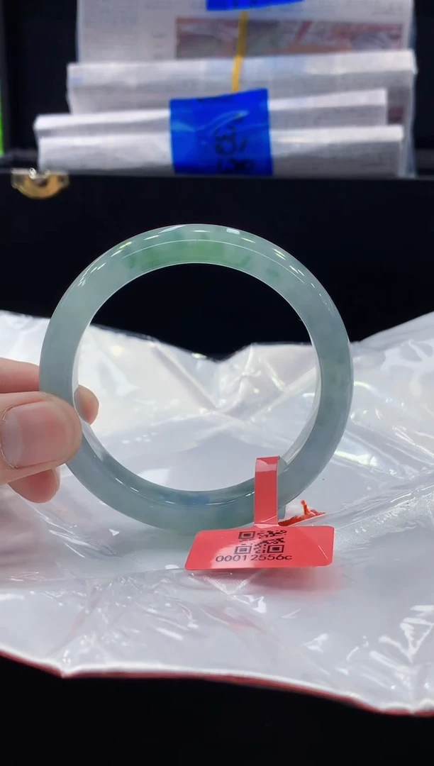 未镶嵌手镯翡翠翡翠手镯