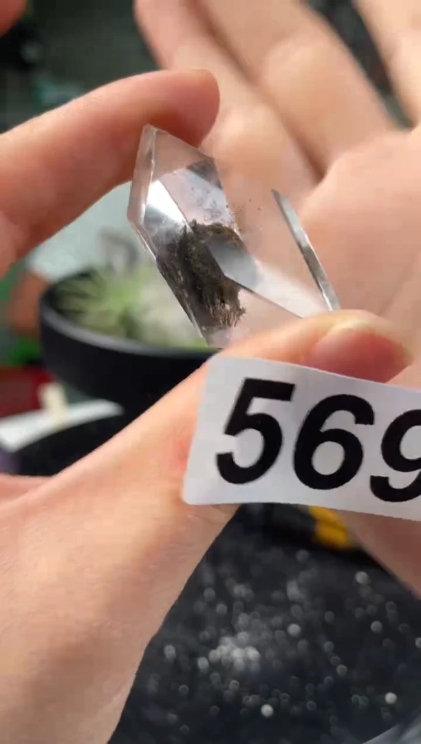 未镶嵌水晶大型摆件（非配饰）幽灵随形569 20克