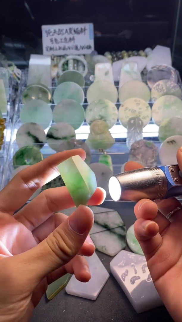 散珠翡翠翡翠A货