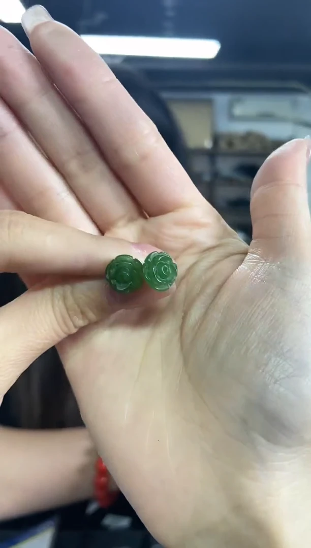 和田玉18K金镶嵌耳饰多样性发其一颜色微差