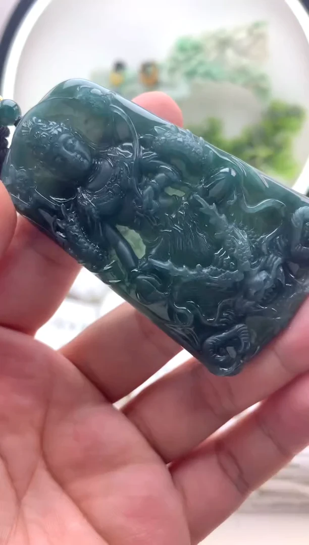 颈饰未镶嵌翡翠大势至