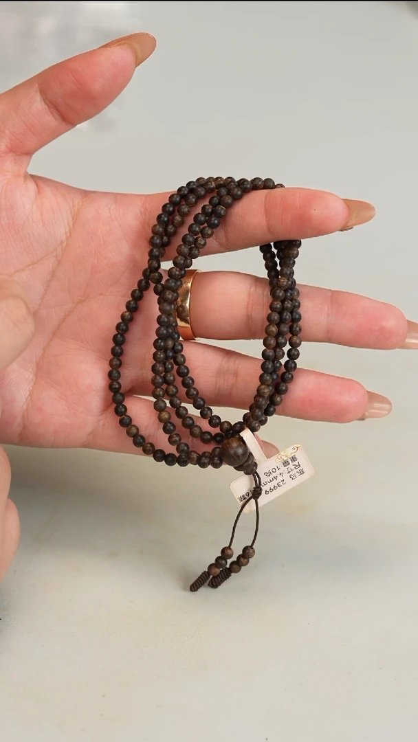沉香手串东马老沙巴沉水4.4mm长串216颗8.3克