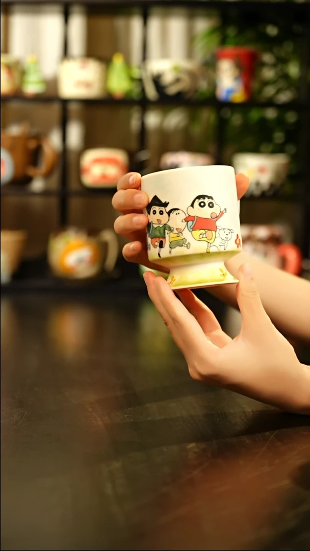 杯子蜡笔小新陶瓷高脚杯